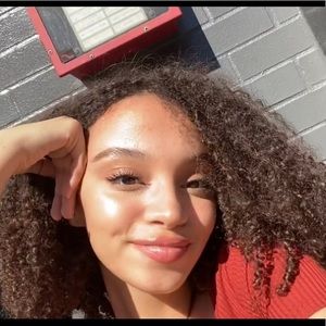 Meet your Posher, Veronica